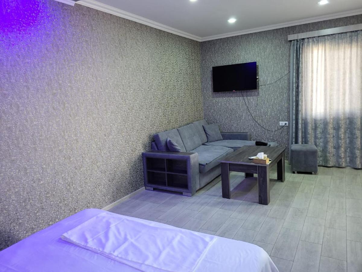 Ralina Restaurant and Hotel Ararat Bagian luar foto