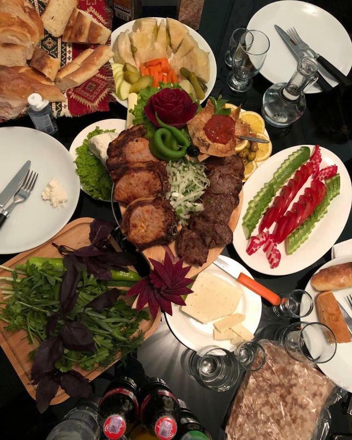 Ralina Restaurant and Hotel Ararat Bagian luar foto