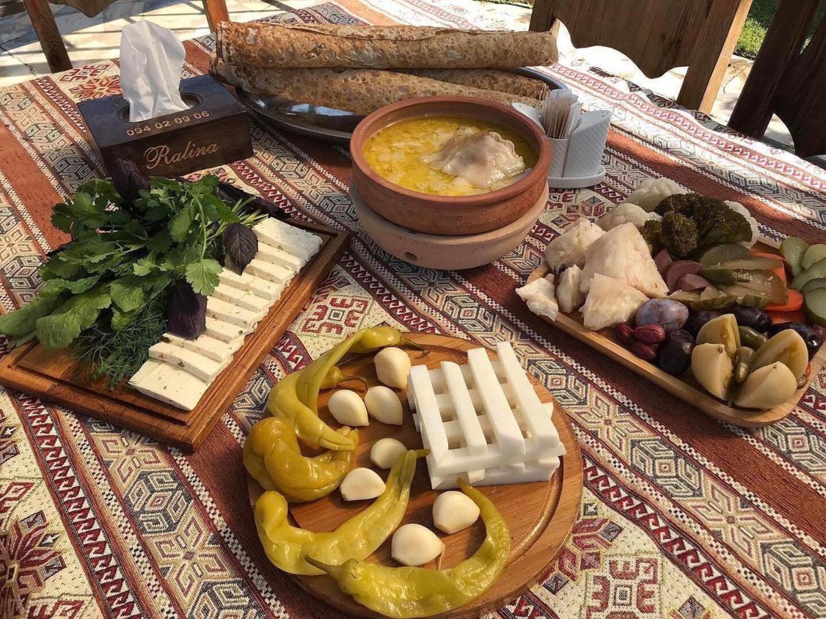 Ralina Restaurant and Hotel Ararat Bagian luar foto